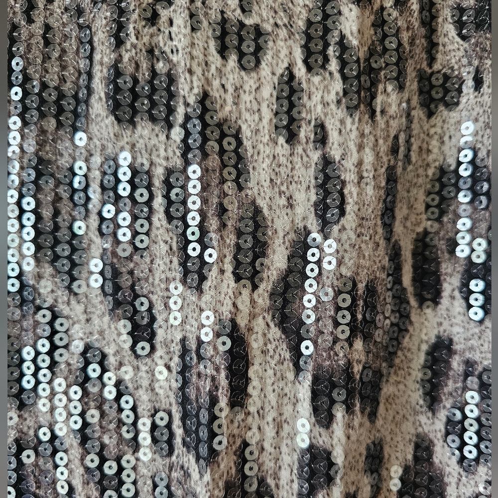 Sequin Top - Picture 4 of 10